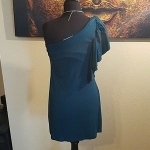 Tops - Green One Shouldered Blouse Tops - Green One Shouldered Blouse